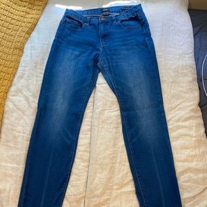 BDG High Rise Cigarette Ankle 30W 30L